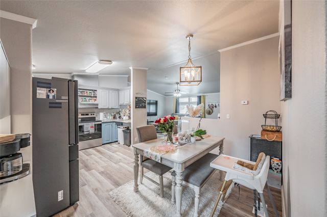 427 Grayson Court, Joshua, TX 76058