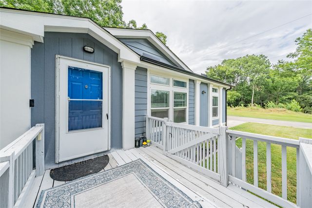 427 Grayson Court, Joshua, TX 76058