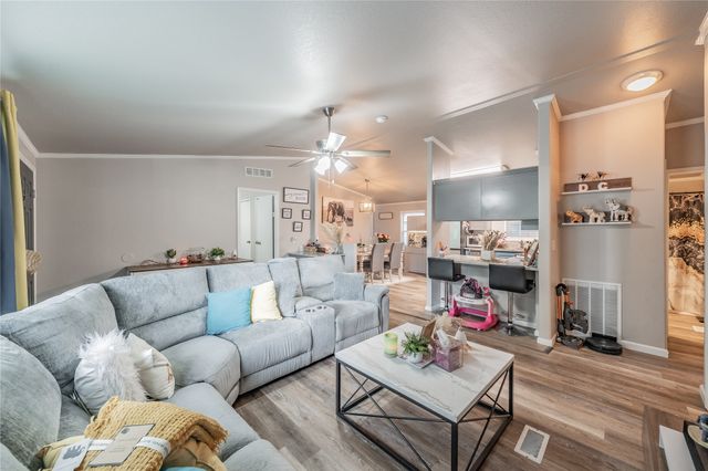 427 Grayson Court, Joshua, TX 76058