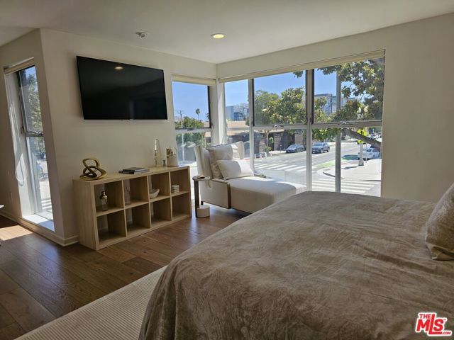 1617 Broadway B, Santa Monica, CA 90404