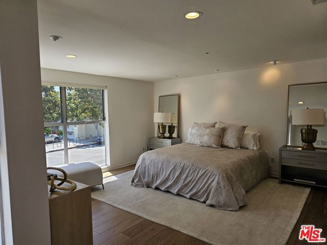 1617 Broadway B, Santa Monica, CA 90404