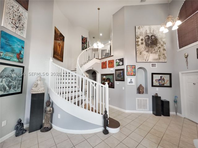 2105 NE 38th Rd, Homestead, FL 33033