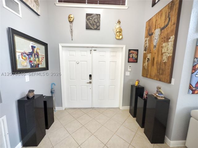 2105 NE 38th Rd, Homestead, FL 33033