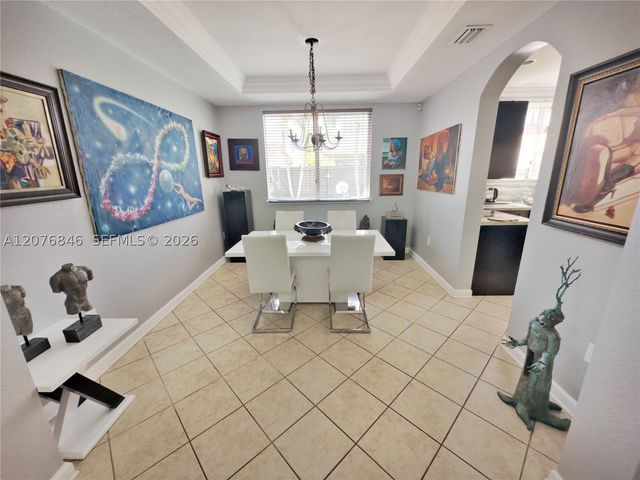2105 NE 38th Rd, Homestead, FL 33033