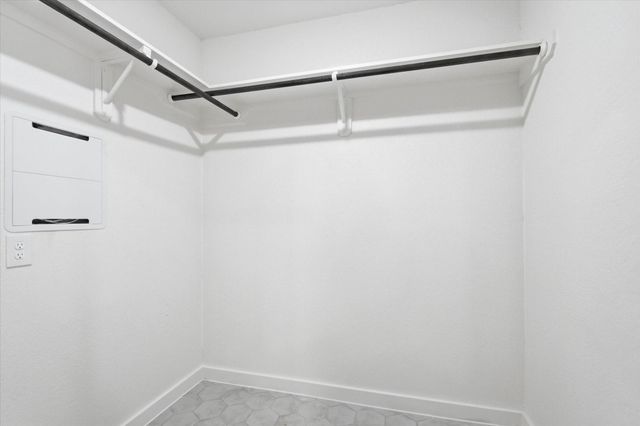 211 N Jenkins Street, Houston, TX 77003