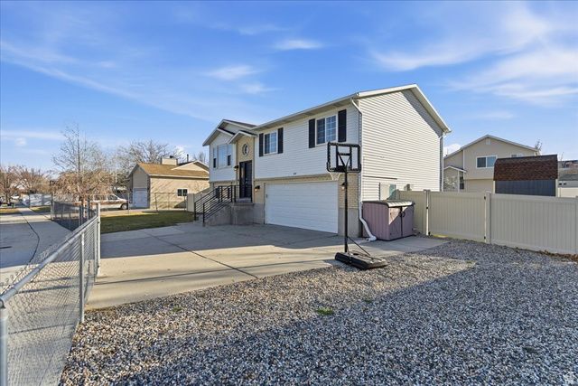3713 W CHRISTY HILL WAY, Taylorsville, UT 84118