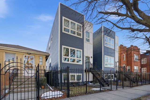2045 N La Crosse Avenue, Chicago, IL 60639