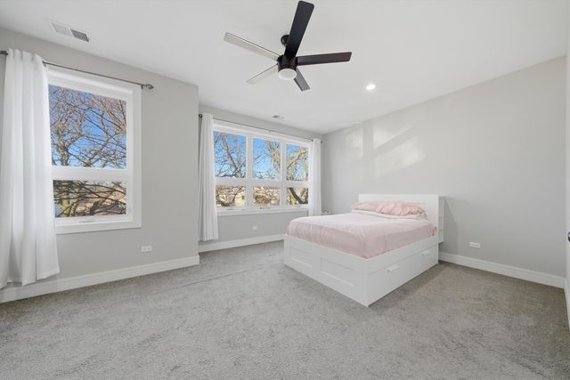 2045 N La Crosse Avenue, Chicago, IL 60639