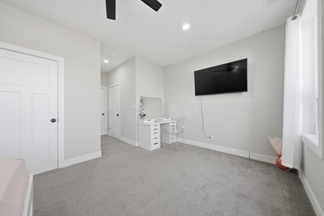 2045 N La Crosse Avenue, Chicago, IL 60639