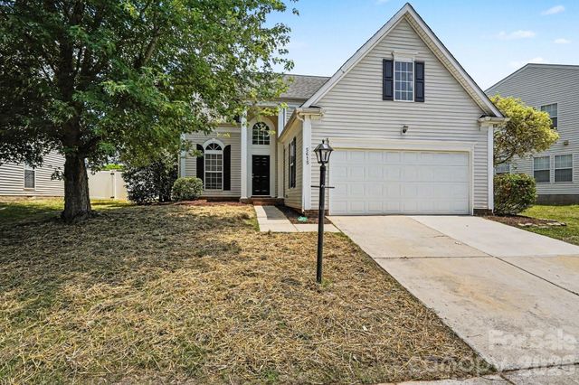 5615 Waverly Lynn Lane, Charlotte, NC 28269