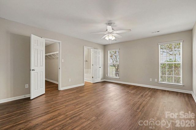 5615 Waverly Lynn Lane, Charlotte, NC 28269