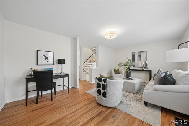 807 Portsdown Road, Ballwin, MO 63011