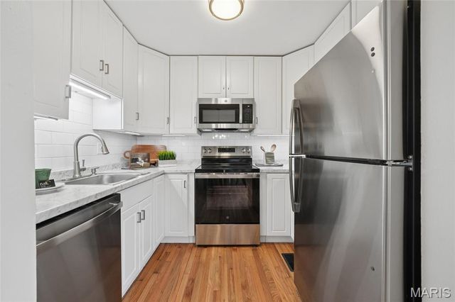 807 Portsdown Road, Ballwin, MO 63011