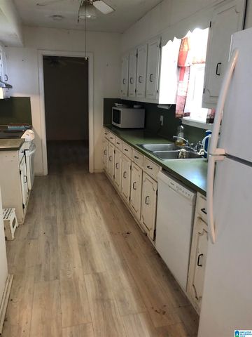 146 1ST AVENUE, Jemison, AL 35085