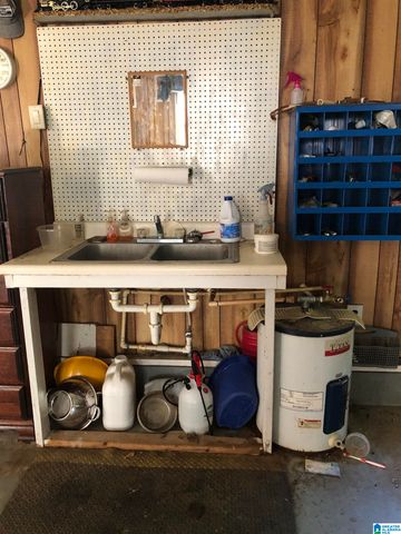 146 1ST AVENUE, Jemison, AL 35085