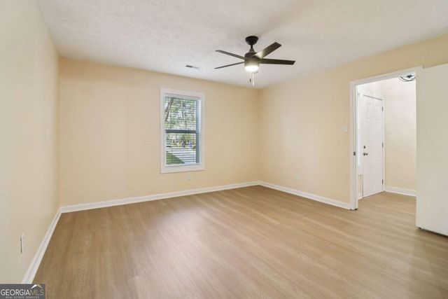 105 Running Bear Trail, Fayetteville, GA 30214