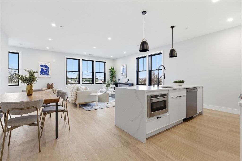 74 Horace Street 5, Boston, MA 02128