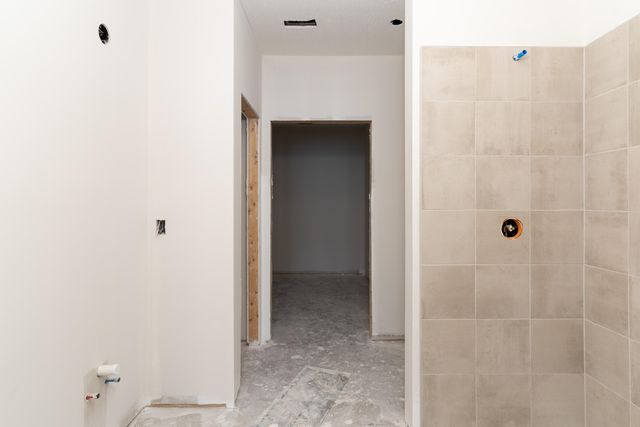 8558 Concerto, 251C, Union, KY 41091