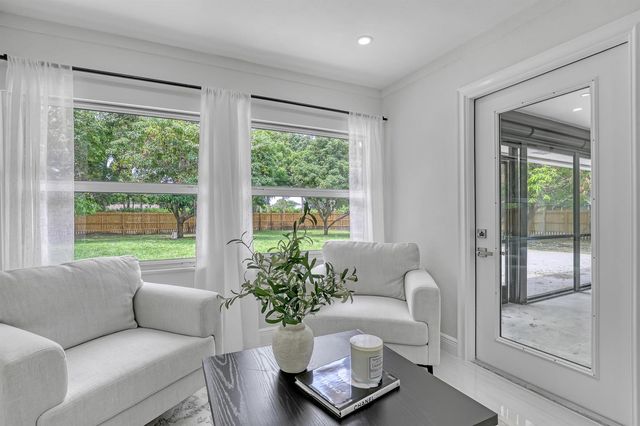 6185 White Oak Court, Jupiter, FL 33458