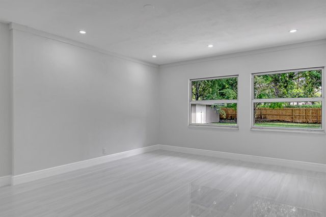 6185 White Oak Court, Jupiter, FL 33458