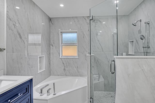 6185 White Oak Court, Jupiter, FL 33458