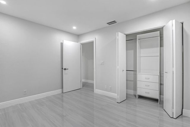 6185 White Oak Court, Jupiter, FL 33458