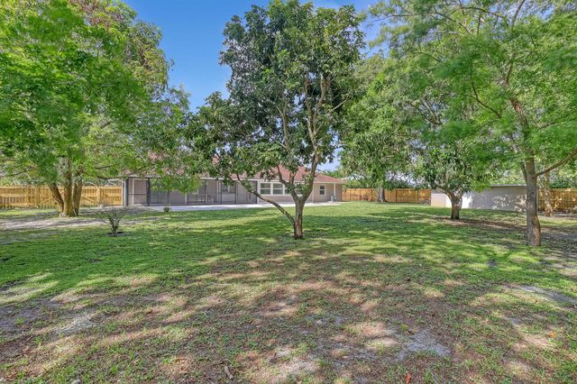 6185 White Oak Court, Jupiter, FL 33458
