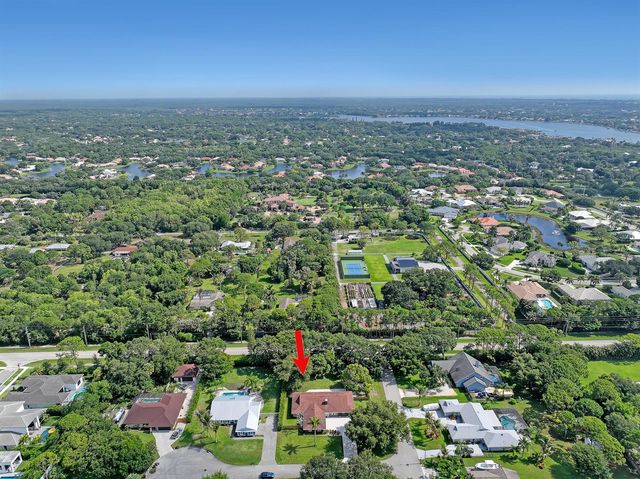 6185 White Oak Court, Jupiter, FL 33458
