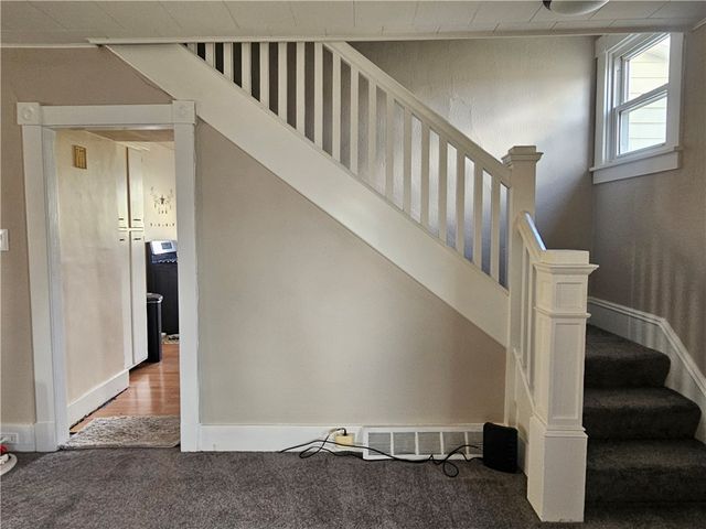 121 North Rd, Franklin Twp, PA 16001