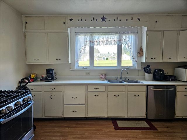 121 North Rd, Franklin Twp, PA 16001