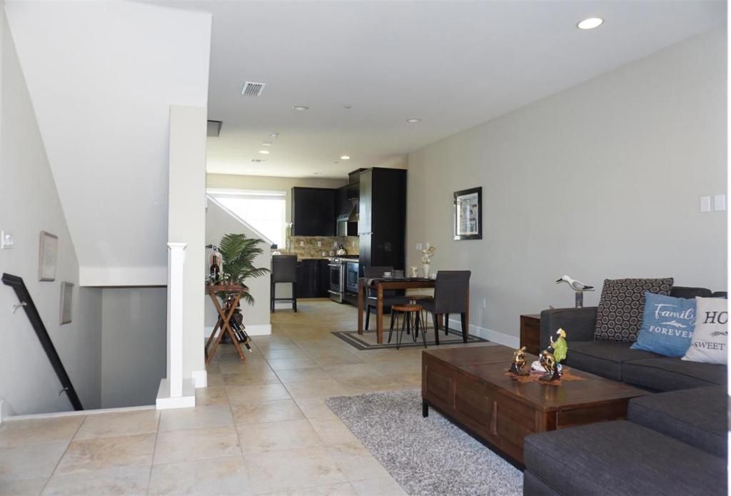 Image 6 of property listing at 815 Blue Opal Drive, San Jose, CA 95123