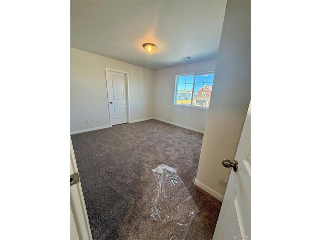 727 N Clubview St, Watkins, CO 80137