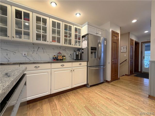 27 Button Bush Court, Amherst, NY 14228