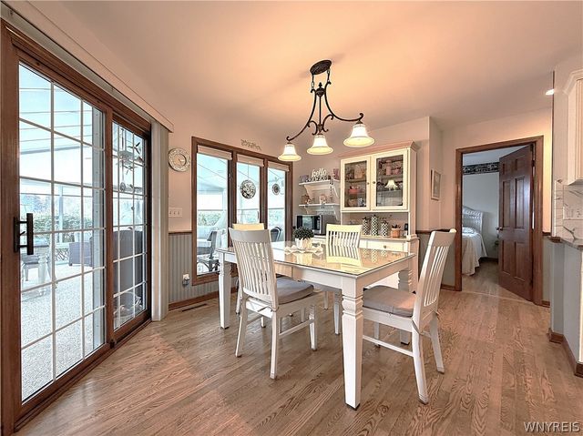 27 Button Bush Court, Amherst, NY 14228