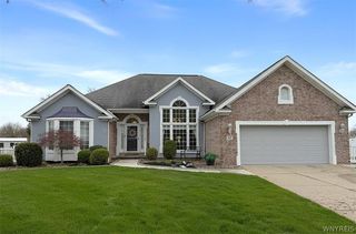 27 Button Bush Court, Amherst, NY 14228