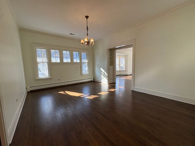 416 N Grove Avenue 2, Oak Park, IL 60302