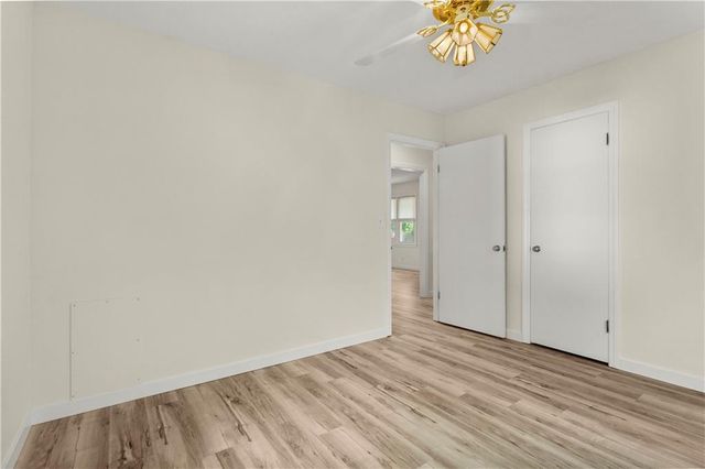 3020 S Northern Boulevard, Independence, MO 64052