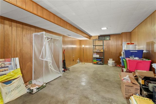 3020 S Northern Boulevard, Independence, MO 64052