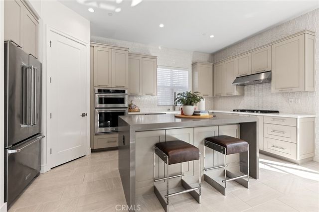 117 Petunia, Irvine, CA 92618