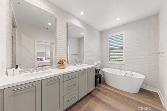 117 Petunia, Irvine, CA 92618