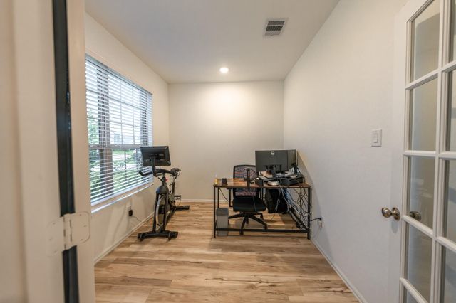 9335 Pavonia Fawn Drive, Baytown, TX 77521