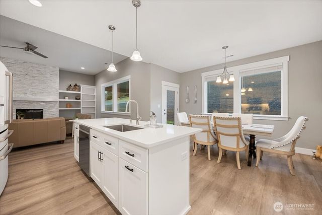 4511 Laurel Ct, West Richland, WA 99353