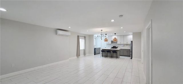 3455 Baltic Avenue, Long Beach, CA 90810