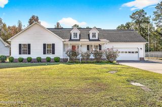 115 Flat Rock Lane, Richlands, NC 28574