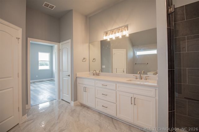 183 Rancho Sol, Durant, OK 74701