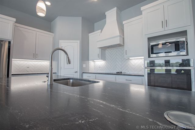 183 Rancho Sol, Durant, OK 74701