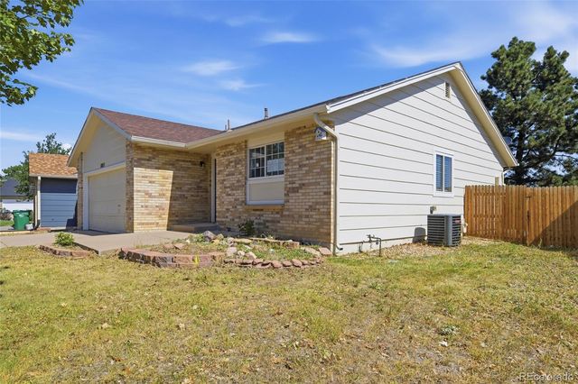 18857 E Montana Drive, Aurora, CO 80017