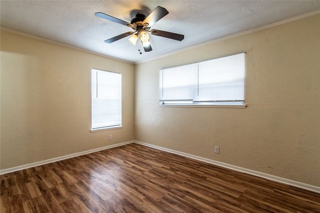 5802 Limerick Dr, Corpus Christi, TX 78413