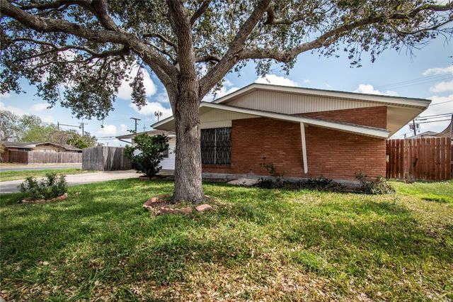 5802 Limerick Dr, Corpus Christi, TX 78413