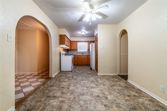 5802 Limerick Dr, Corpus Christi, TX 78413
